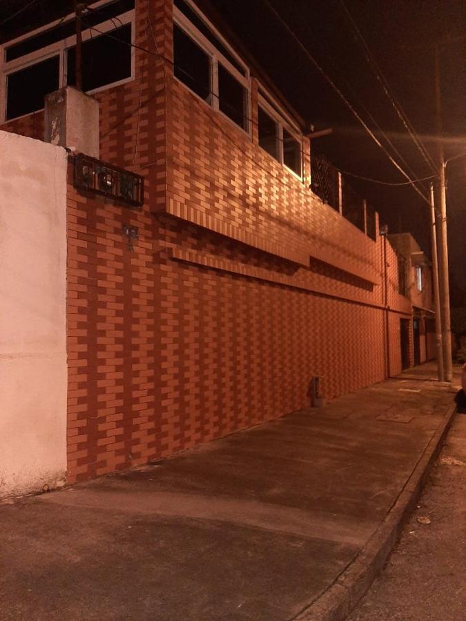 Nirvana 2, Habitacion Doble Con Todos Sus Servicios Guatemala City Exterior photo
